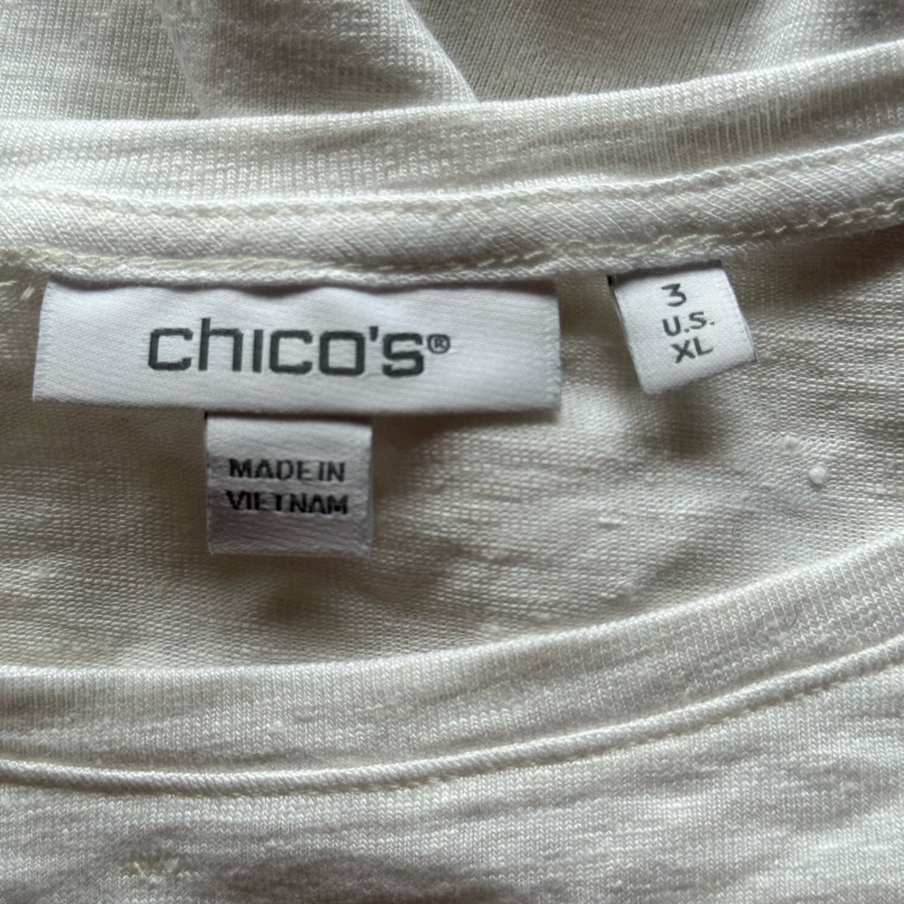 NWT Chico’s Women’s Linen Cut Out Sleeve Tee - Picture 3 of 10